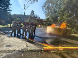 curso bombeiro civil caieiras teobaldo servicos 03