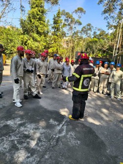 curso bombeiro civil caieiras teobaldo servicos 08
